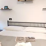Myassisisuite - All'ombra Di Santa Chiara - Dimora Storica Con Idromassaggio - Un Unico Spazio Di 140mq - Centro - Accoglienza E Check Live - Mowimy Po Polsku Apartmán *