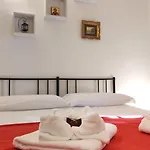 Myassisisuite - All'ombra Di Santa Chiara - Dimora Storica Con Idromassaggio - Un Unico Spazio Di 140mq - Centro - Accoglienza E Check Live - Mowimy Po Polsku *