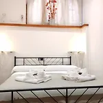 Apartmán Myassisisuite - All'ombra Di Santa Chiara - Dimora Storica Con Idromassaggio - Un Unico Spazio Di 140mq - Centro - Accoglienza E Check Live - Mowimy Po Polsku