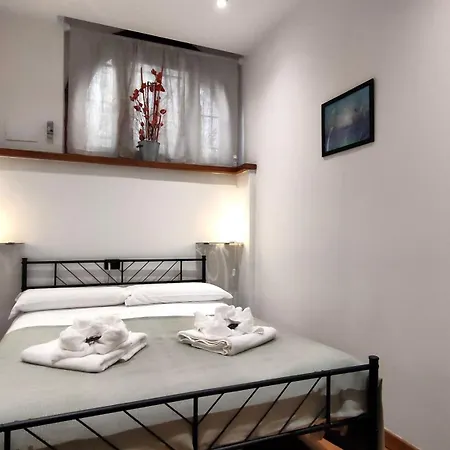 Διαμέρισμα All'ombra Di Santa Chiara, 140mq, 3 Camere, Idromassaggio - Myassisisuite, Centro - Mowimy Po Polsku Ασίζη