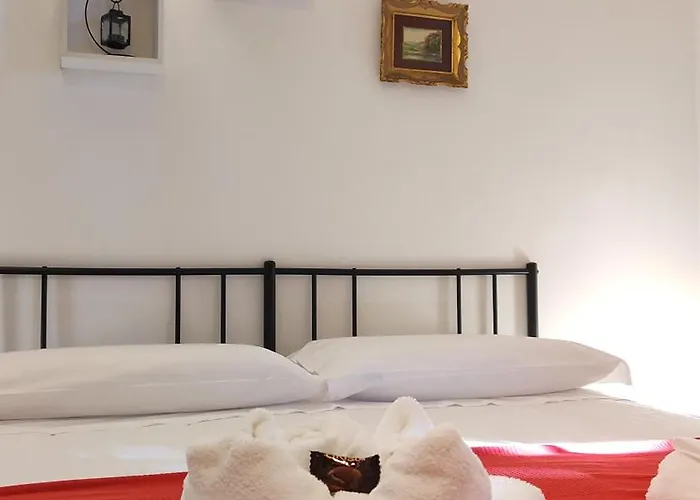 MyAssisiSuite - All'Ombra di Santa Chiara - Dimora Storica con Idromassaggio - Un Unico Spazio di 140mq per Gruppi - Assisi Centro - Accoglienza Live - Mówimy po polsku *